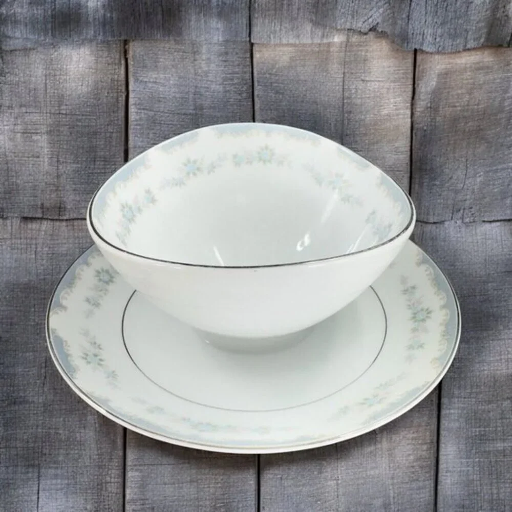 Vintage Narumi Gravy Boat W Attached Underplate Japan‎ China Blue Flowers VTG